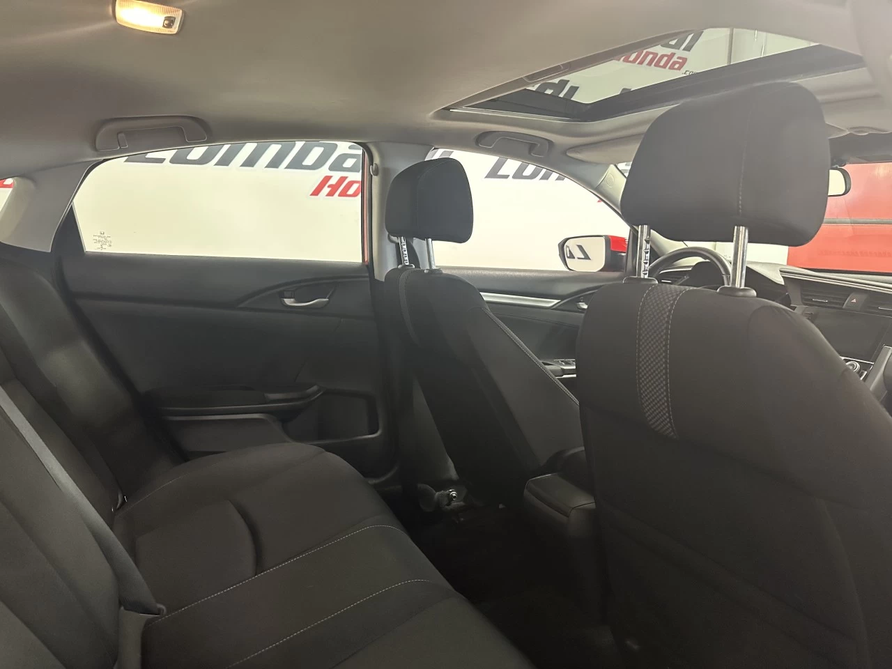 2020 Honda Civic
                                                    EX Main Image