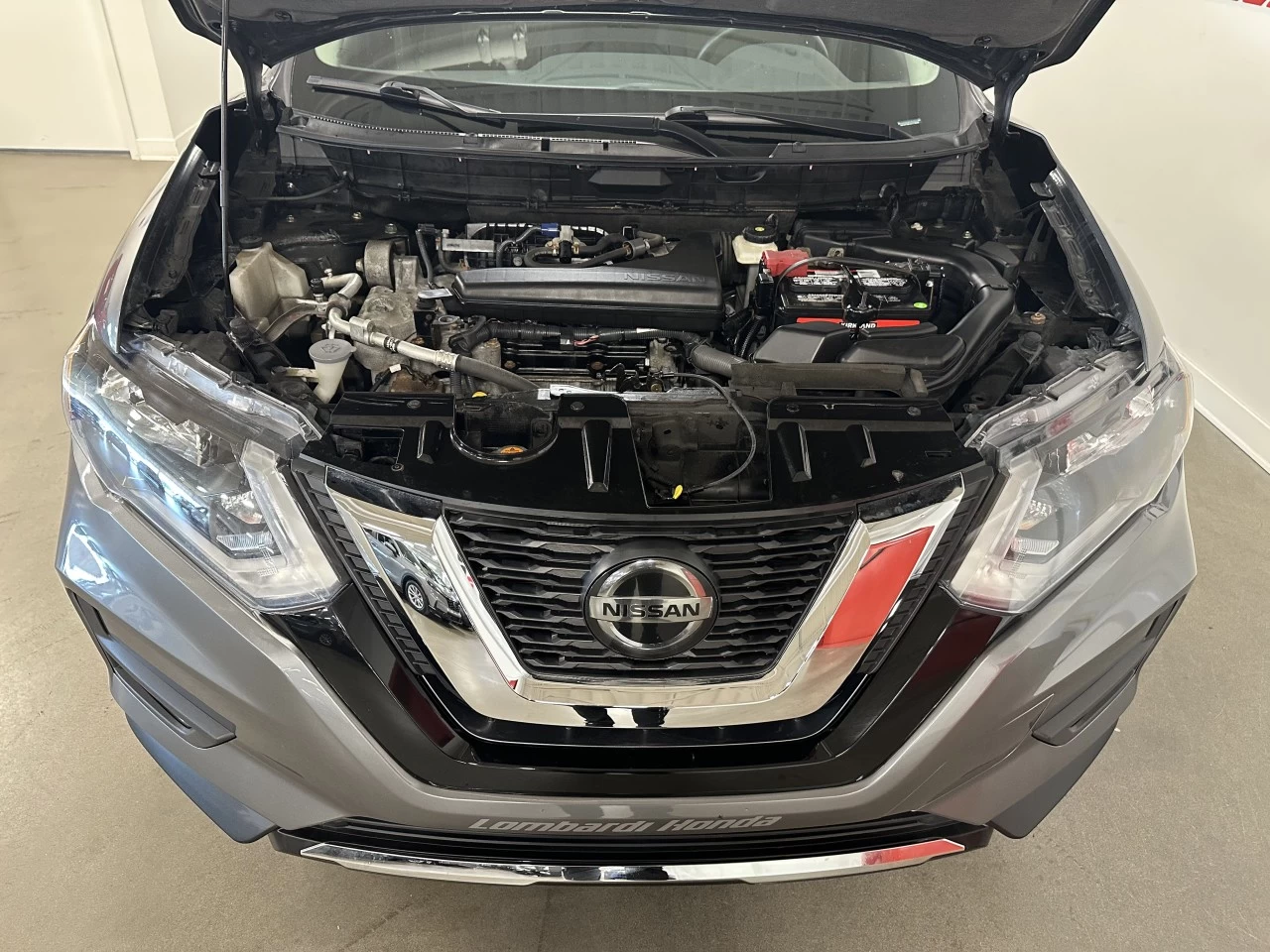 2018 Nissan Rogue SV Image principale