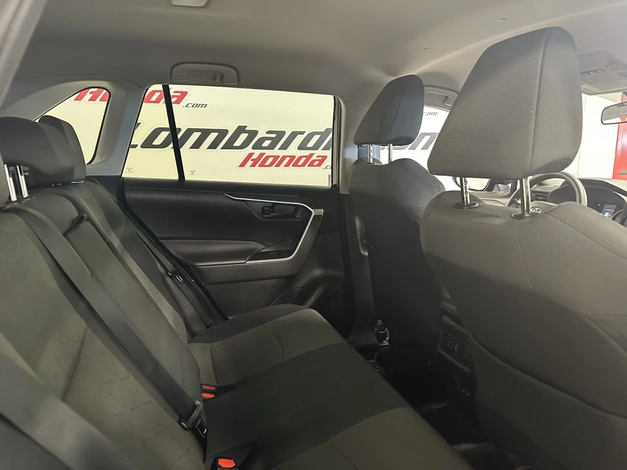 2022 Toyota RAV4 LE Main Image
