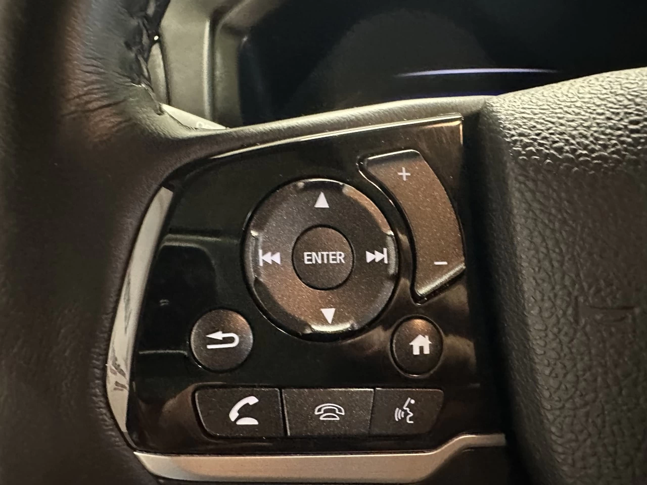 2023 Honda Odyssey Touring Image principale