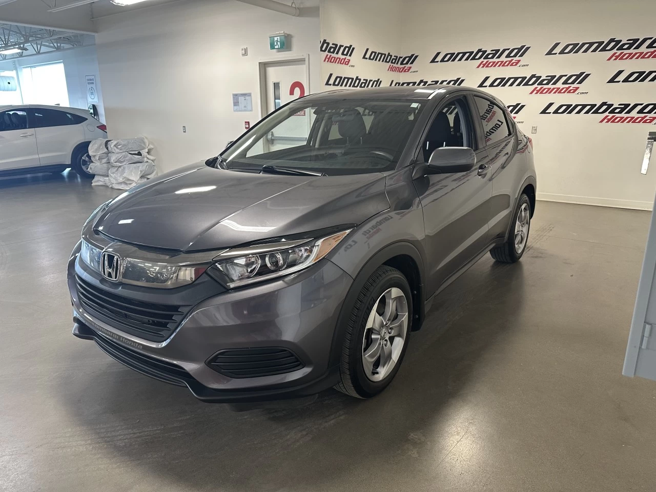 2021 Honda HR-V LX https://www.lombardihonda.com/resize/b990ff35b810a3abc0cc817b2ca24889-1