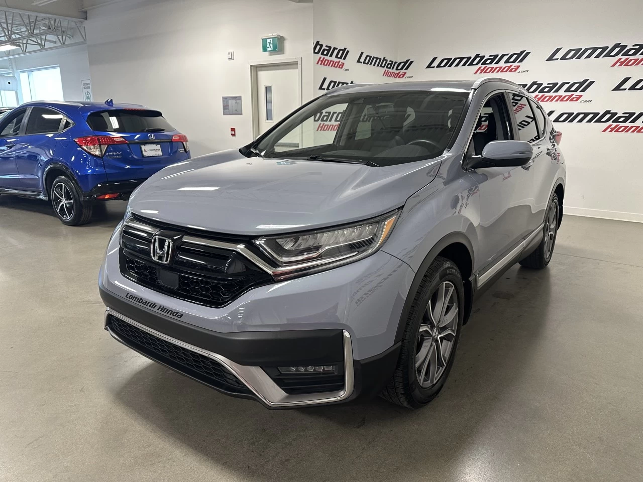 2022 Honda CR-V
                                                    Touring/Black Edition Main Image