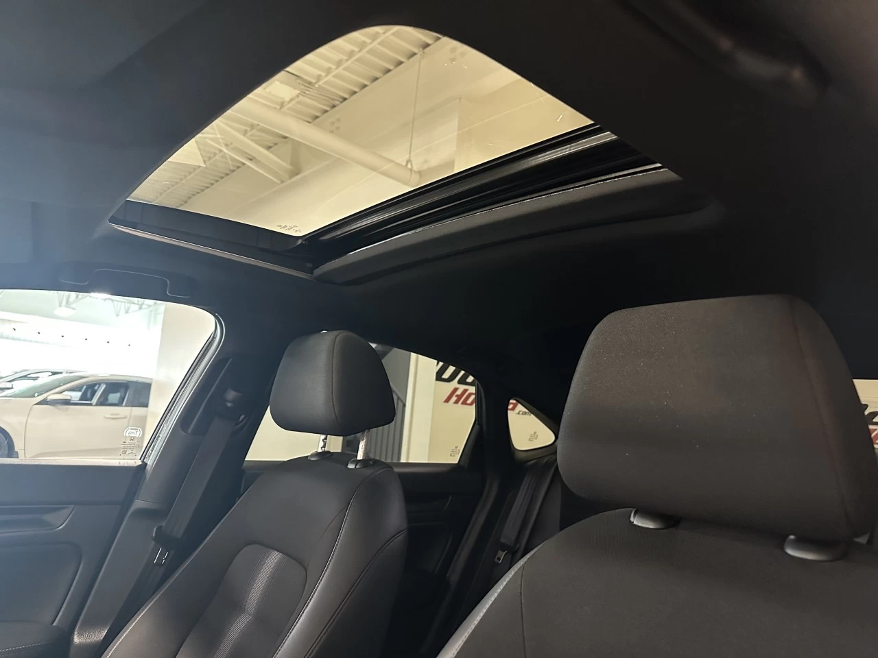2022 Honda Civic
                                                    Sport Main Image