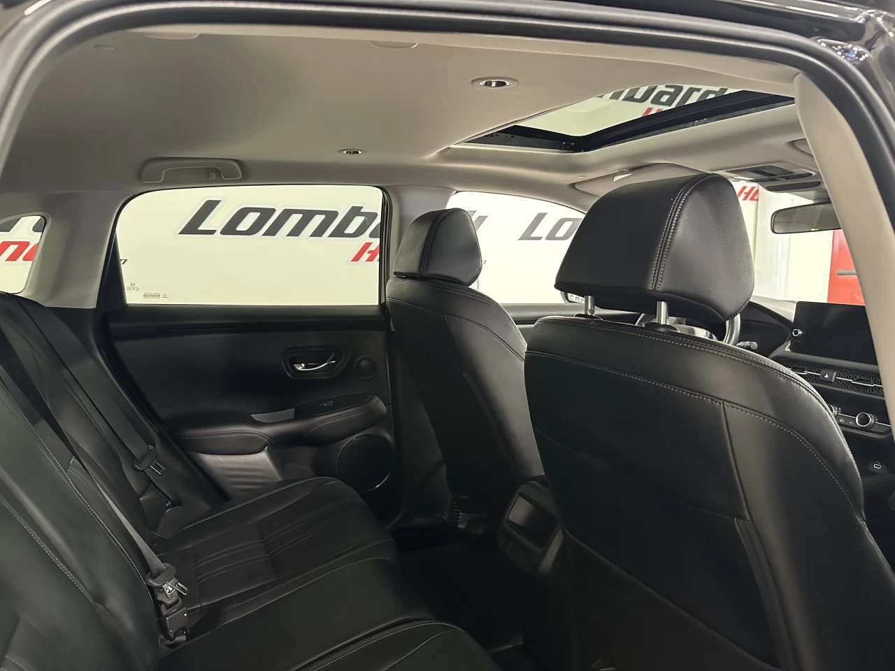 2023 Honda HR-V EX-L Navi Main Image