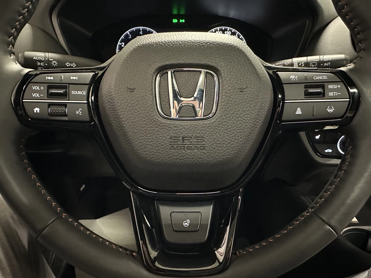 2025 Honda HR-V Sport https://www.lombardihonda.com/resize/b990ff35b810a3abc0cc817b2ca24889-1