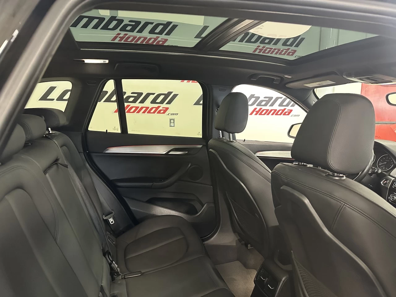 2017 BMW X1 xDrive28i Image principale