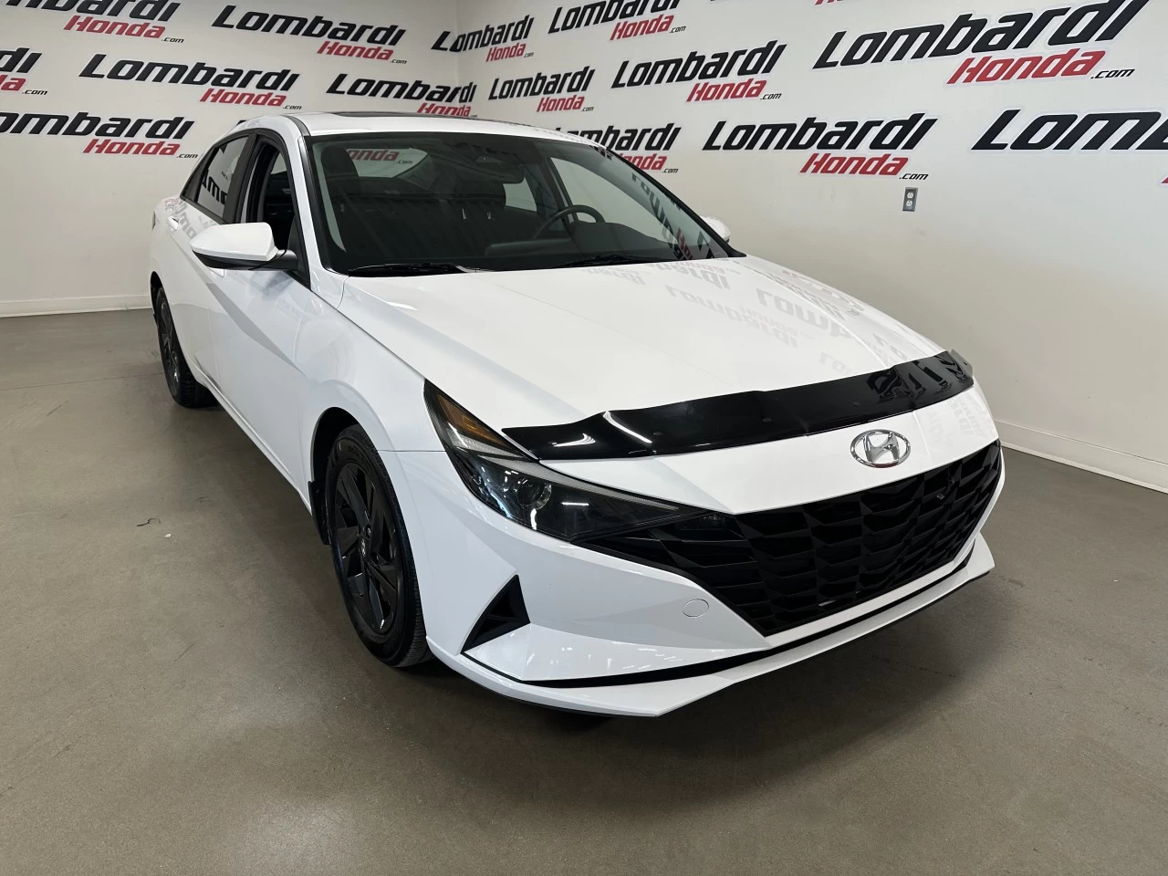 2021 Hyundai Elantra
                                                    Preferred Image principale