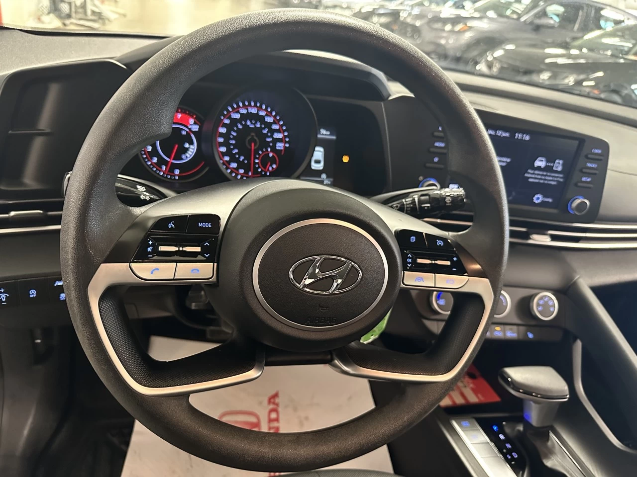 2022 Hyundai Elantra
                                                    Essential Image principale