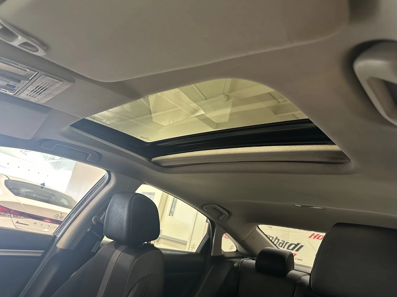 2021 Honda Civic
                                                    EX Image principale