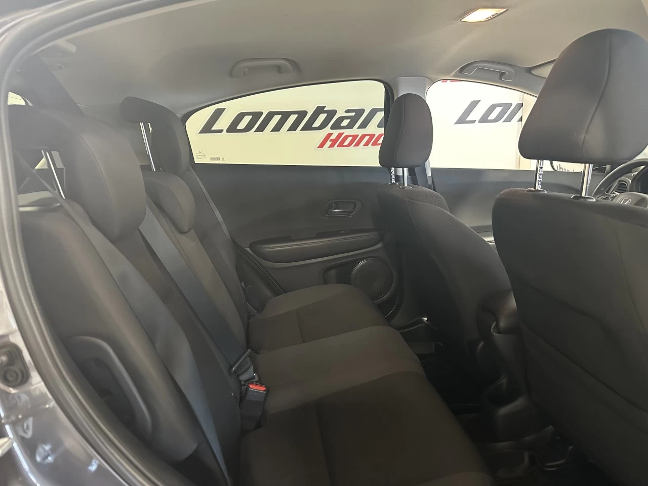 2021 Honda HR-V LX https://www.lombardihonda.com/resize/b990ff35b810a3abc0cc817b2ca24889-1