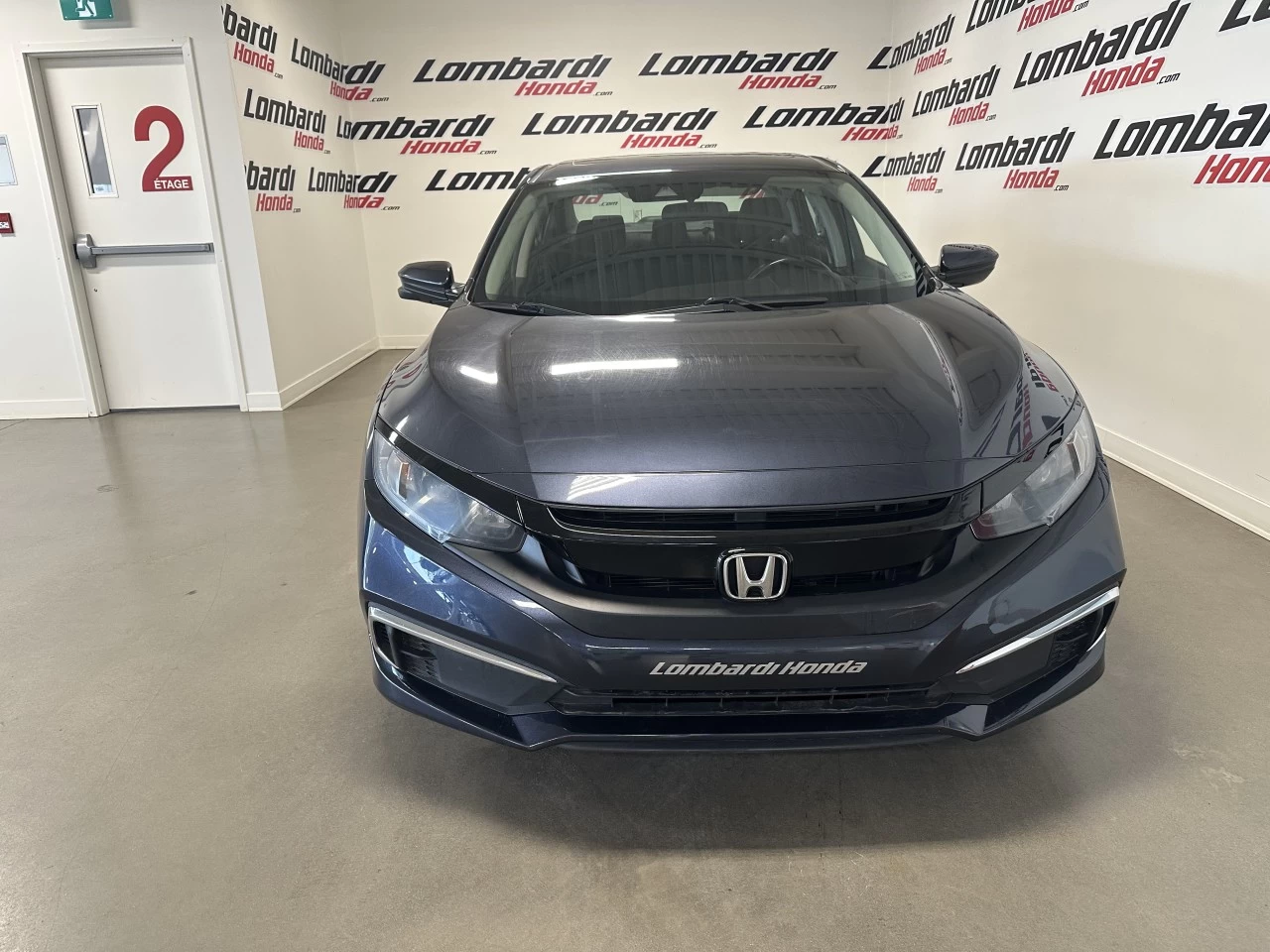 2021 Honda Civic
                                                    EX Main Image