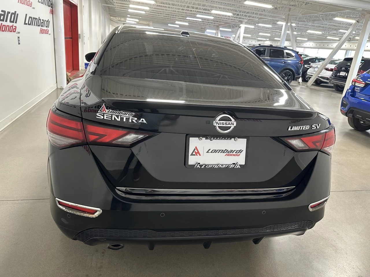 2023 Nissan Sentra SV Image principale
