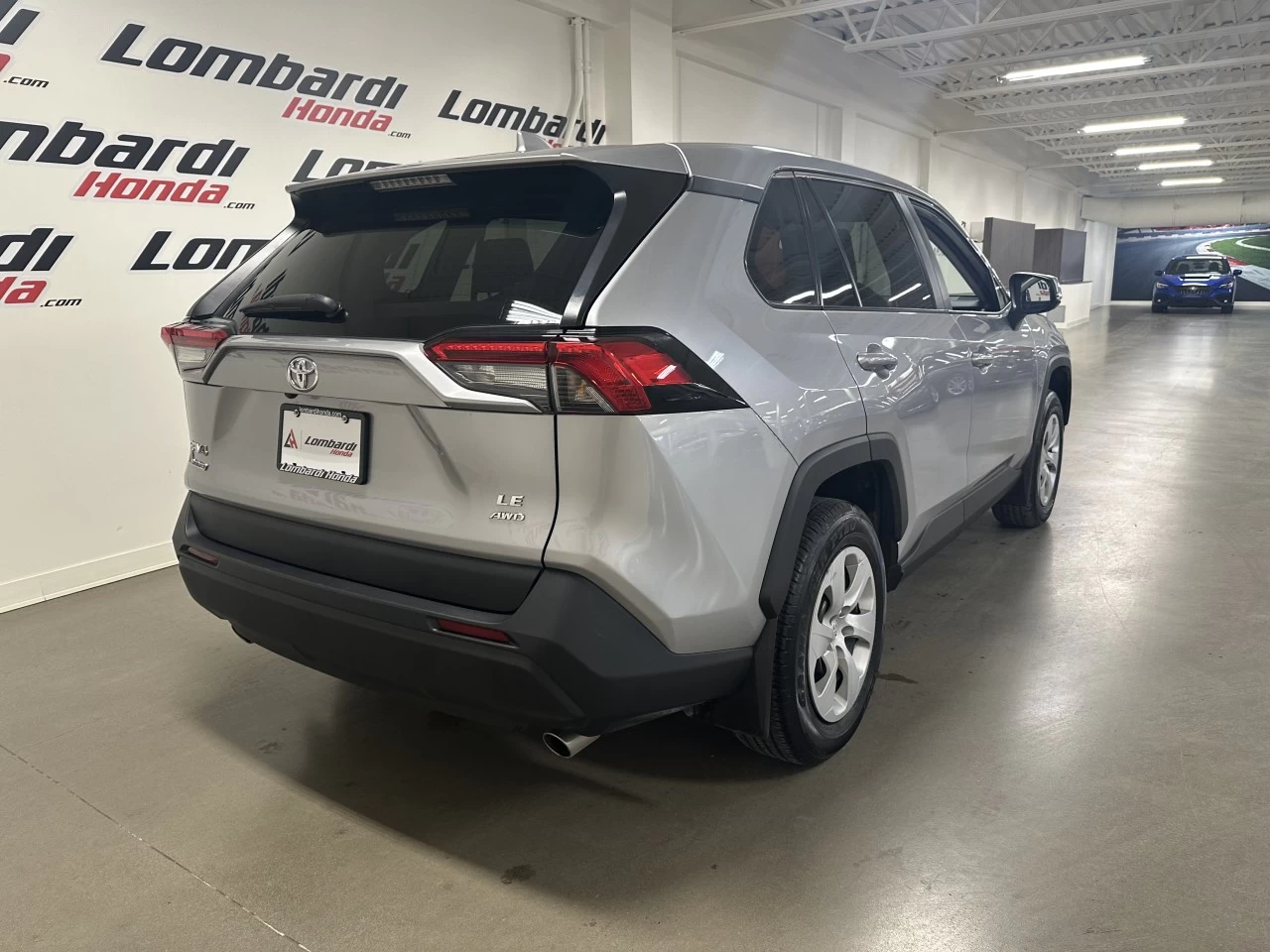 2024 Toyota RAV4 LE Image principale