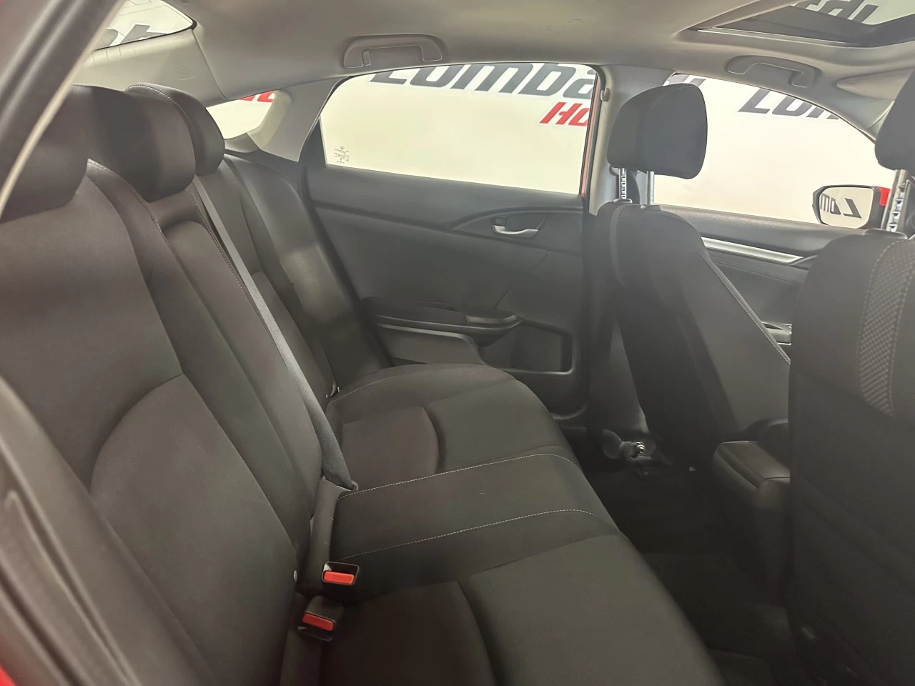 2020 Honda Civic
                                                    EX Main Image