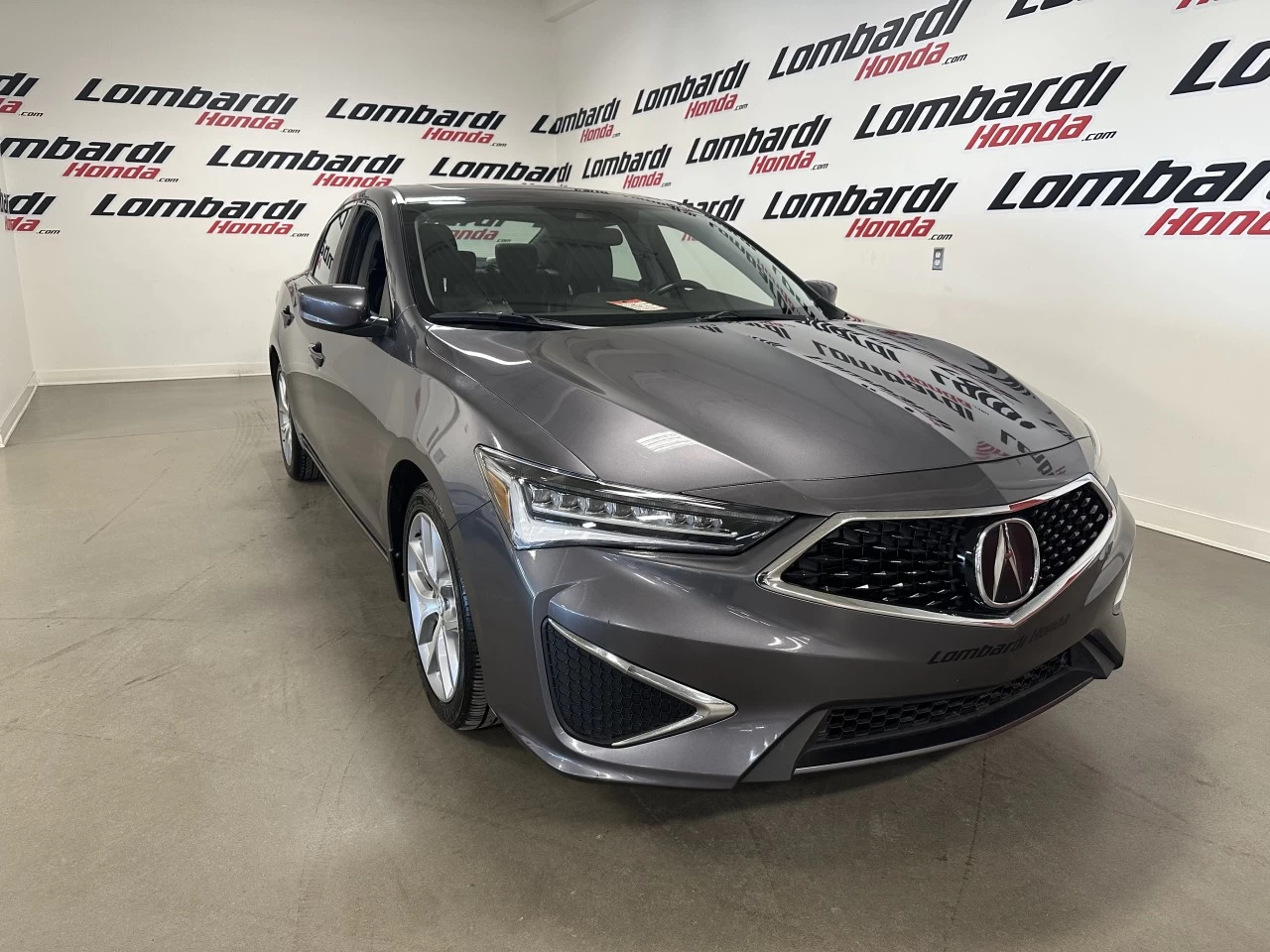 2019 Acura ILX Sedan https://www.lombardihonda.com/resize/b990ff35b810a3abc0cc817b2ca24889-1