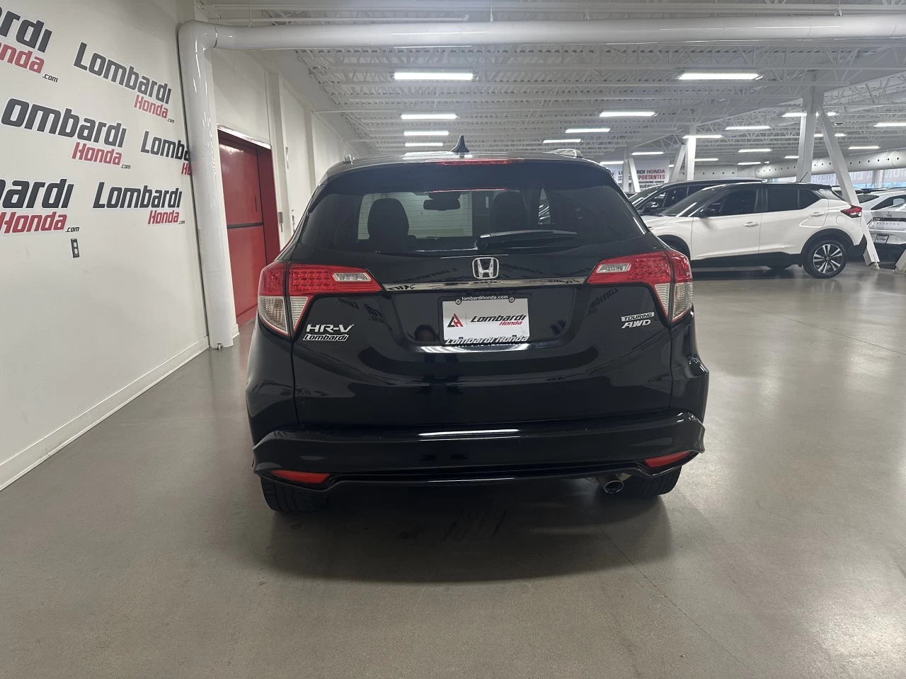 2022 Honda HR-V Touring Main Image