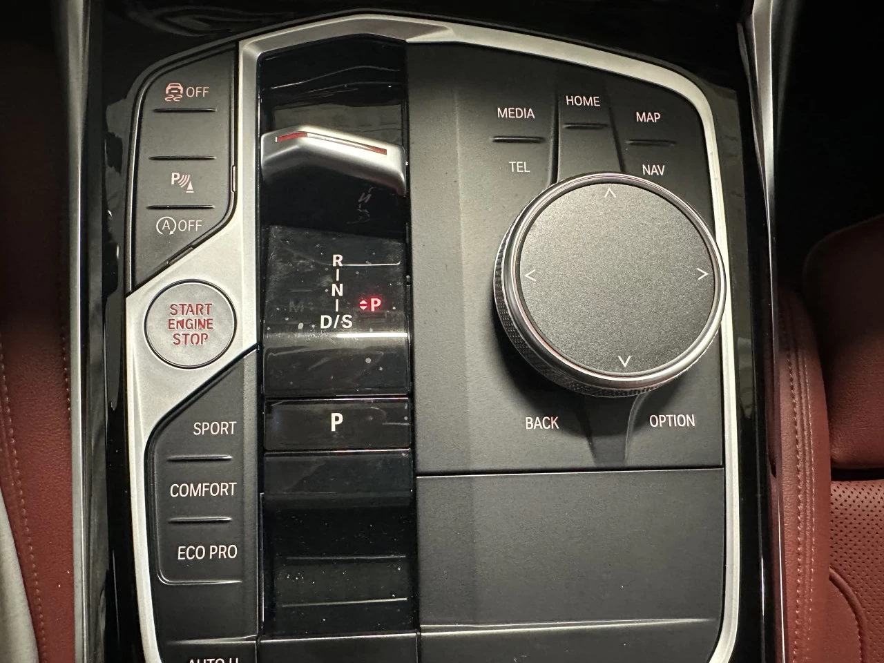 2023 BMW i3s
                                                    330i xDrive Image principale