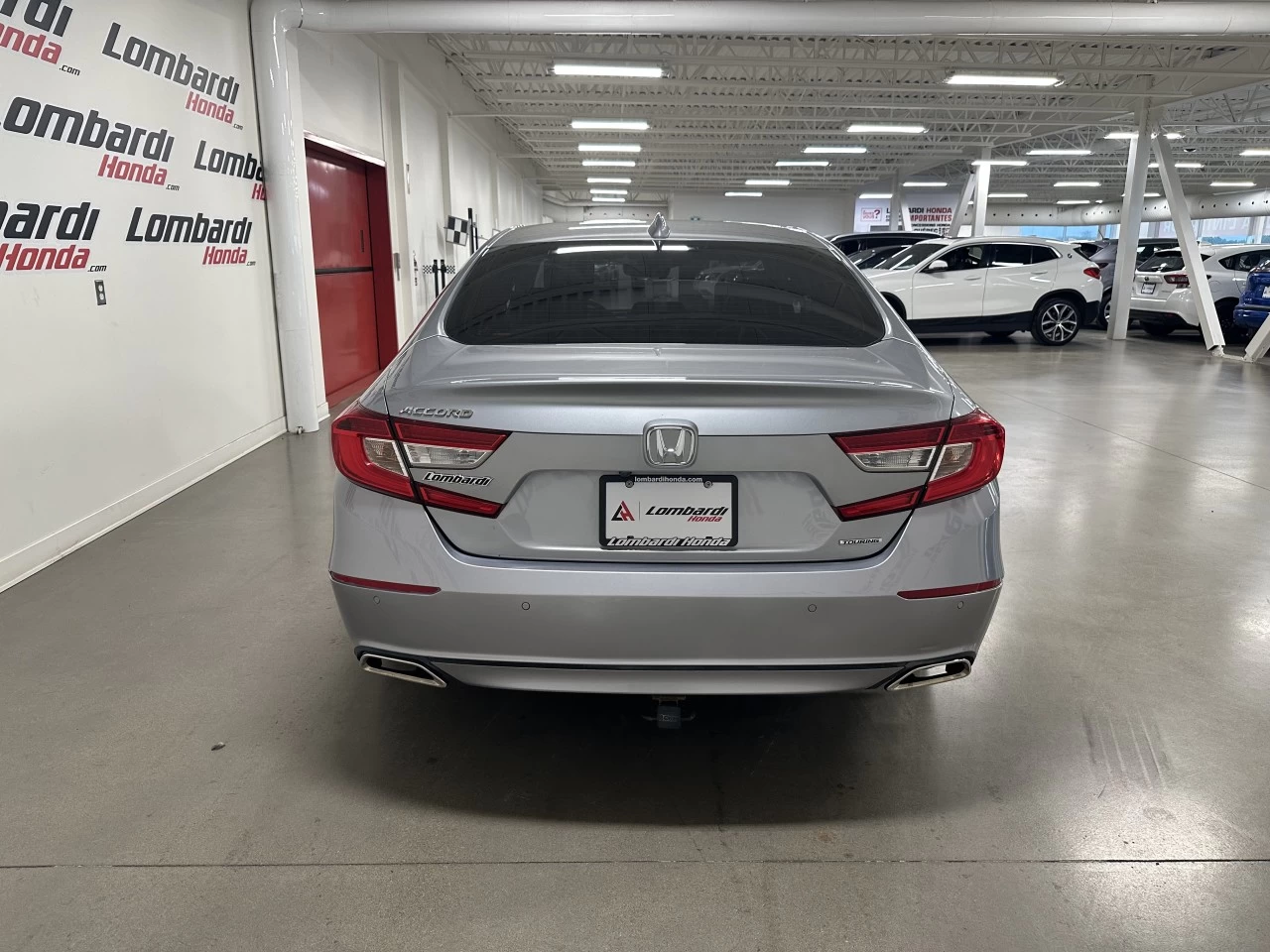 2018 Honda Accord
                                                    Touring Image principale