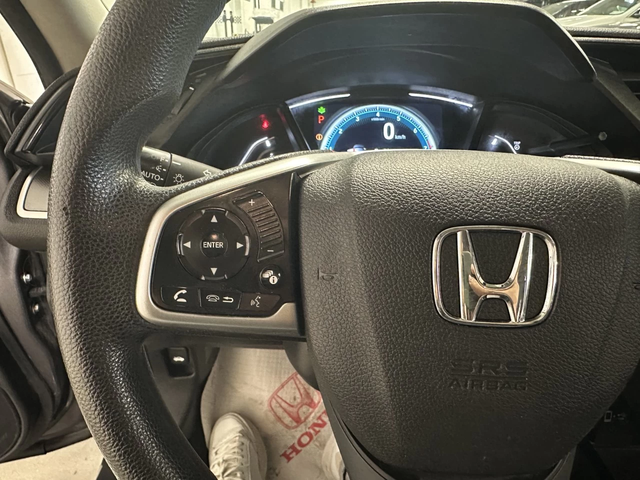 2017 Honda Civic
                                                    LX Main Image