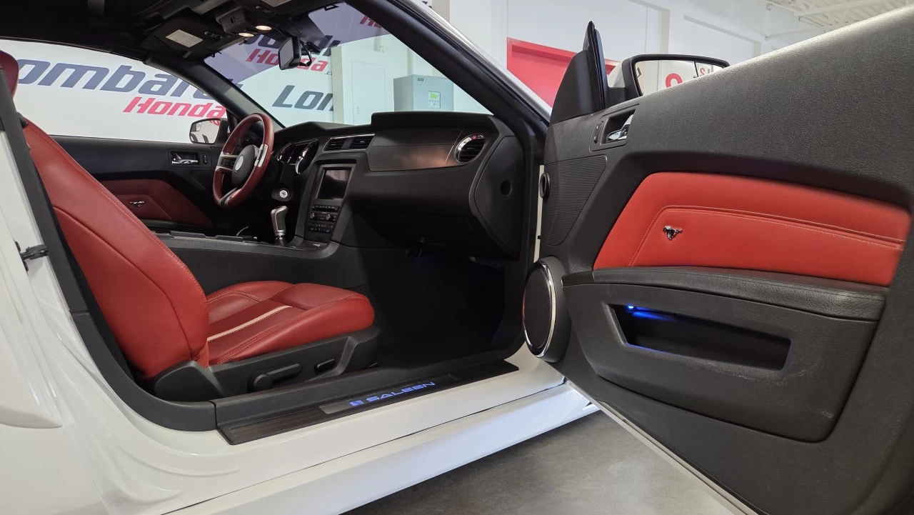 2011 Ford Mustang GT Image principale