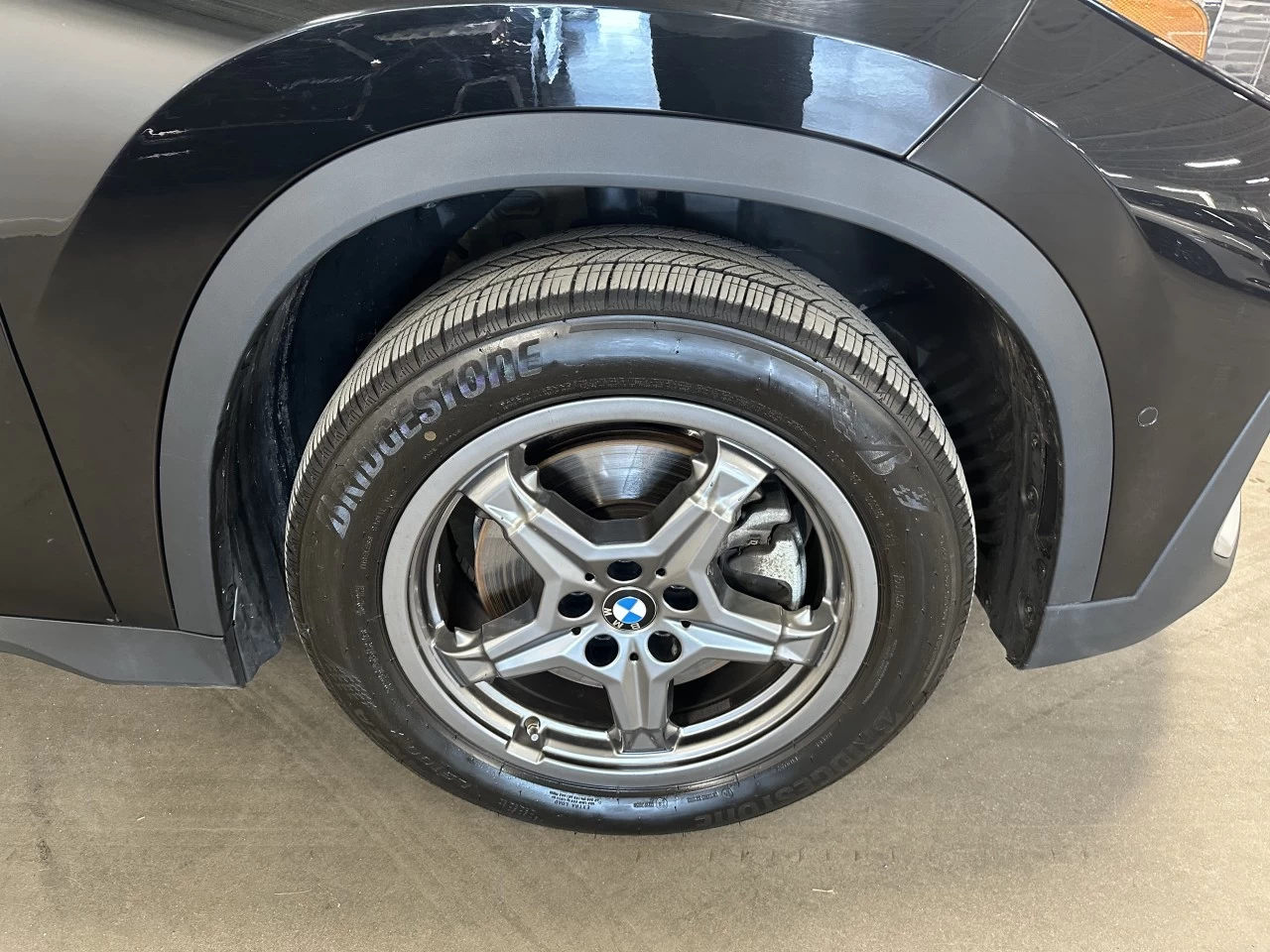 2025 BMW X1 xDrive28i Image principale