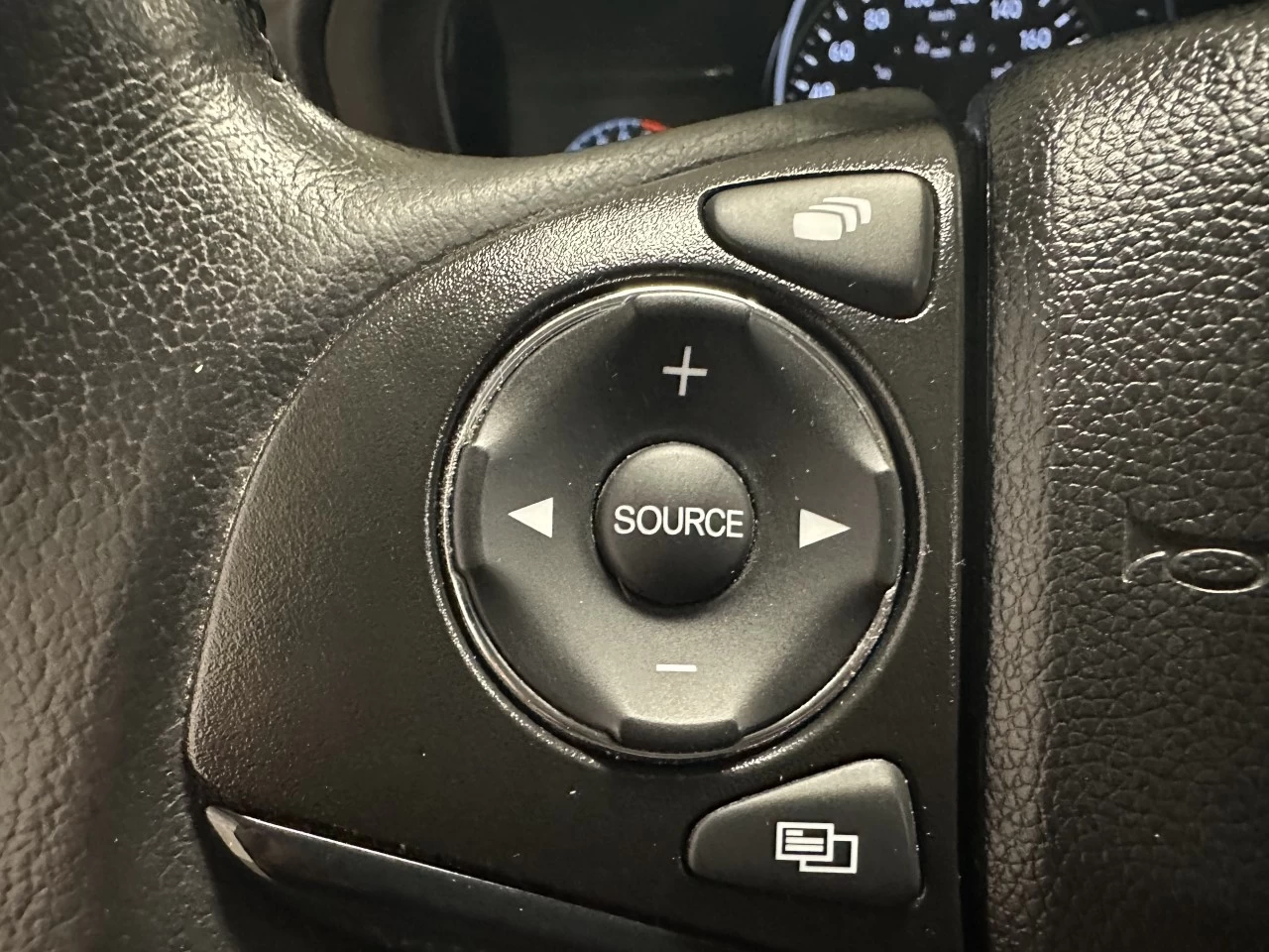 2019 Honda HR-V Touring Main Image