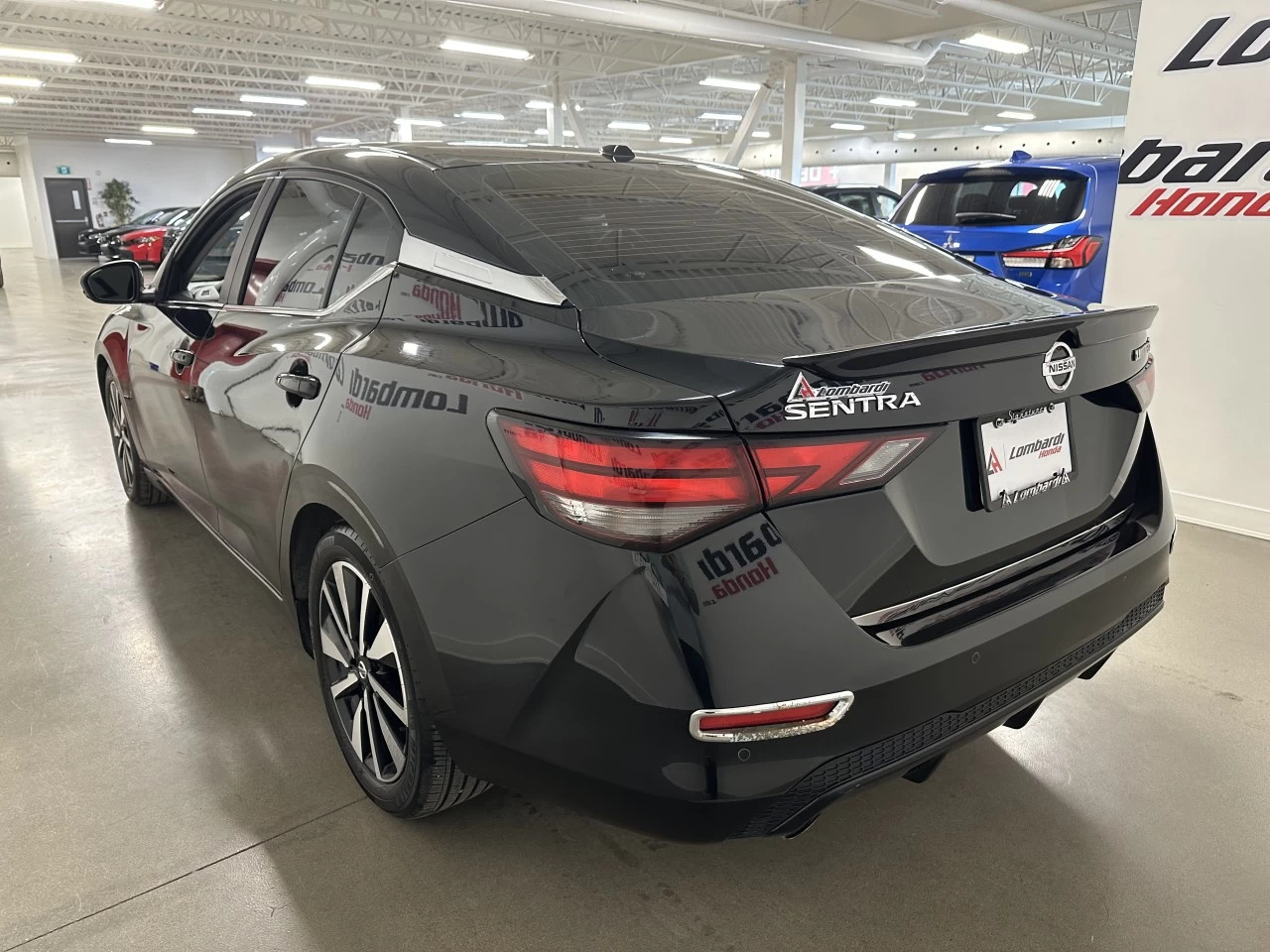 2023 Nissan Sentra SV Image principale
