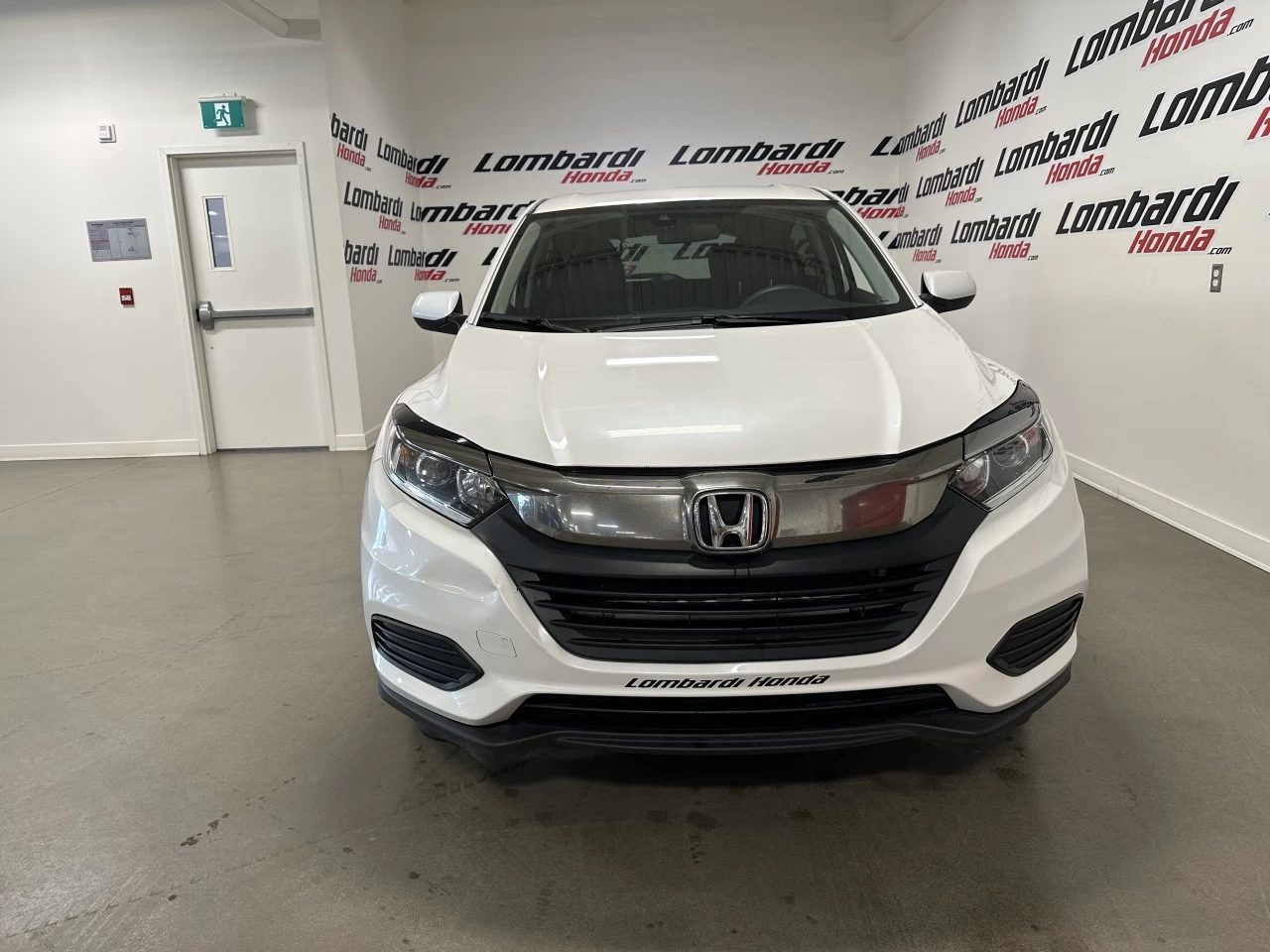 2020 Honda HR-V LX https://www.lombardihonda.com/resize/b990ff35b810a3abc0cc817b2ca24889-1