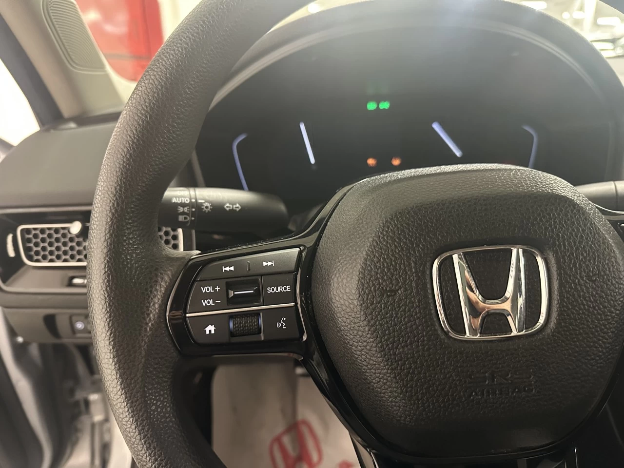 2023 Honda Civic Berline LX Main Image