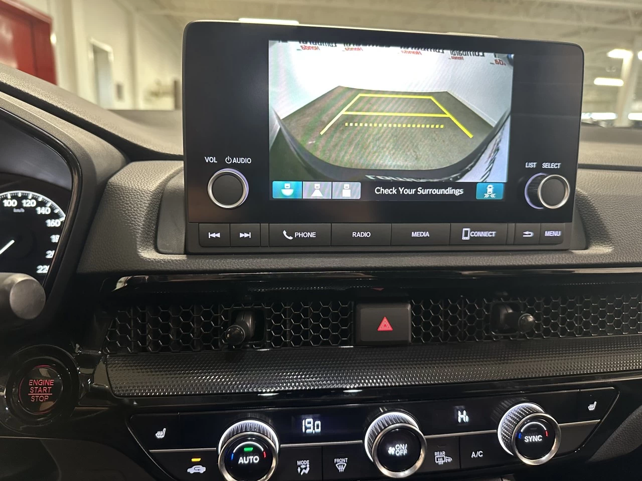 2025 Honda CR-V
                                                        Sport Image principale