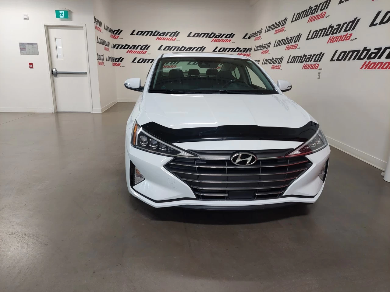 2020 Hyundai Elantra
                                                    Ultimate Main Image