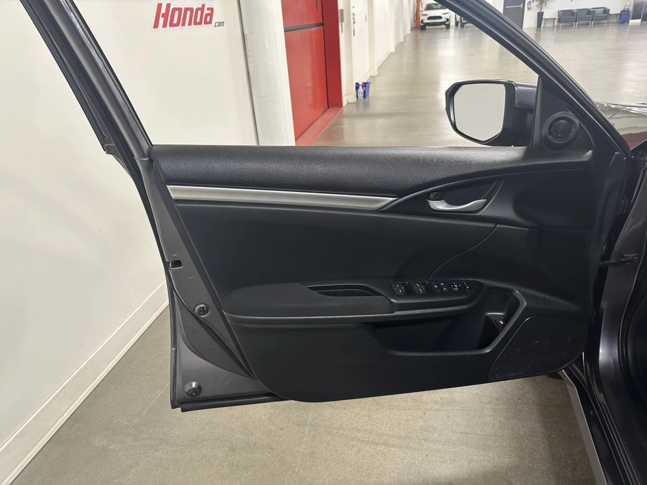2019 Honda Civic LX Main Image