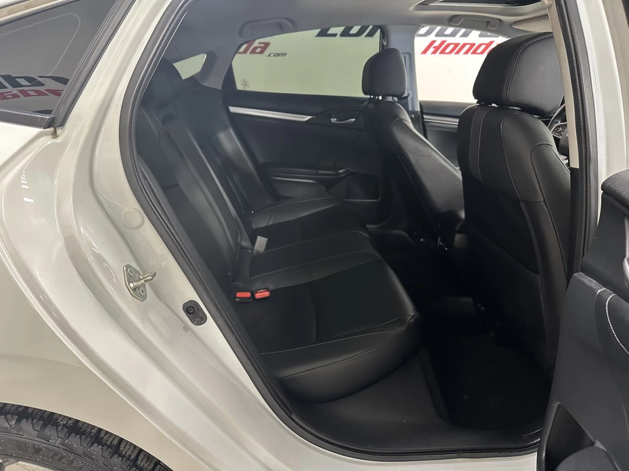 2020 Honda Civic Touring https://www.lombardihonda.com/resize/b990ff35b810a3abc0cc817b2ca24889-1