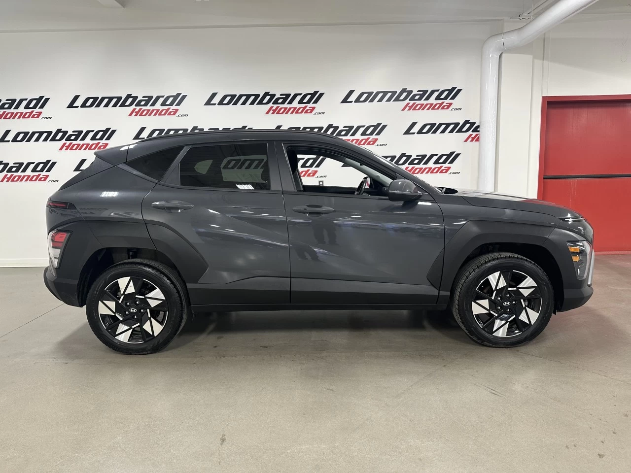 2024 Hyundai Kona Preferred Main Image