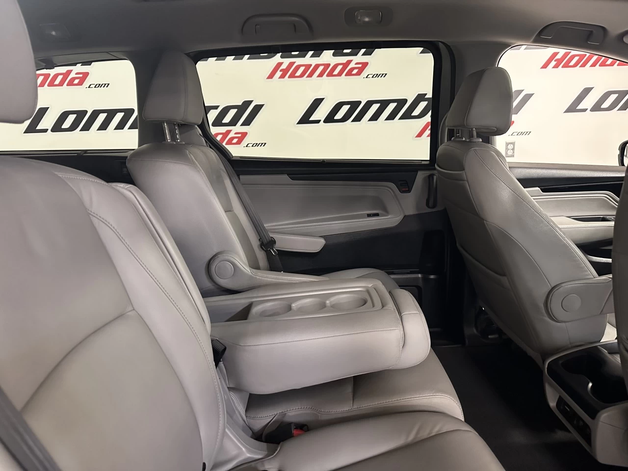 2019 Honda Odyssey Touring Image principale