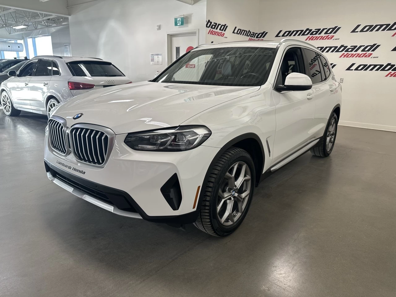 2022 BMW X3 xDrive30i Main Image