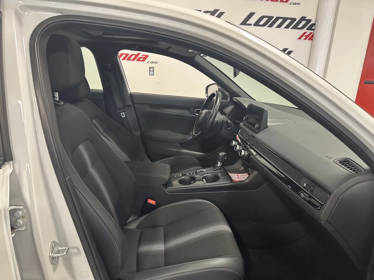 2022 Honda Civic Sport Main Image