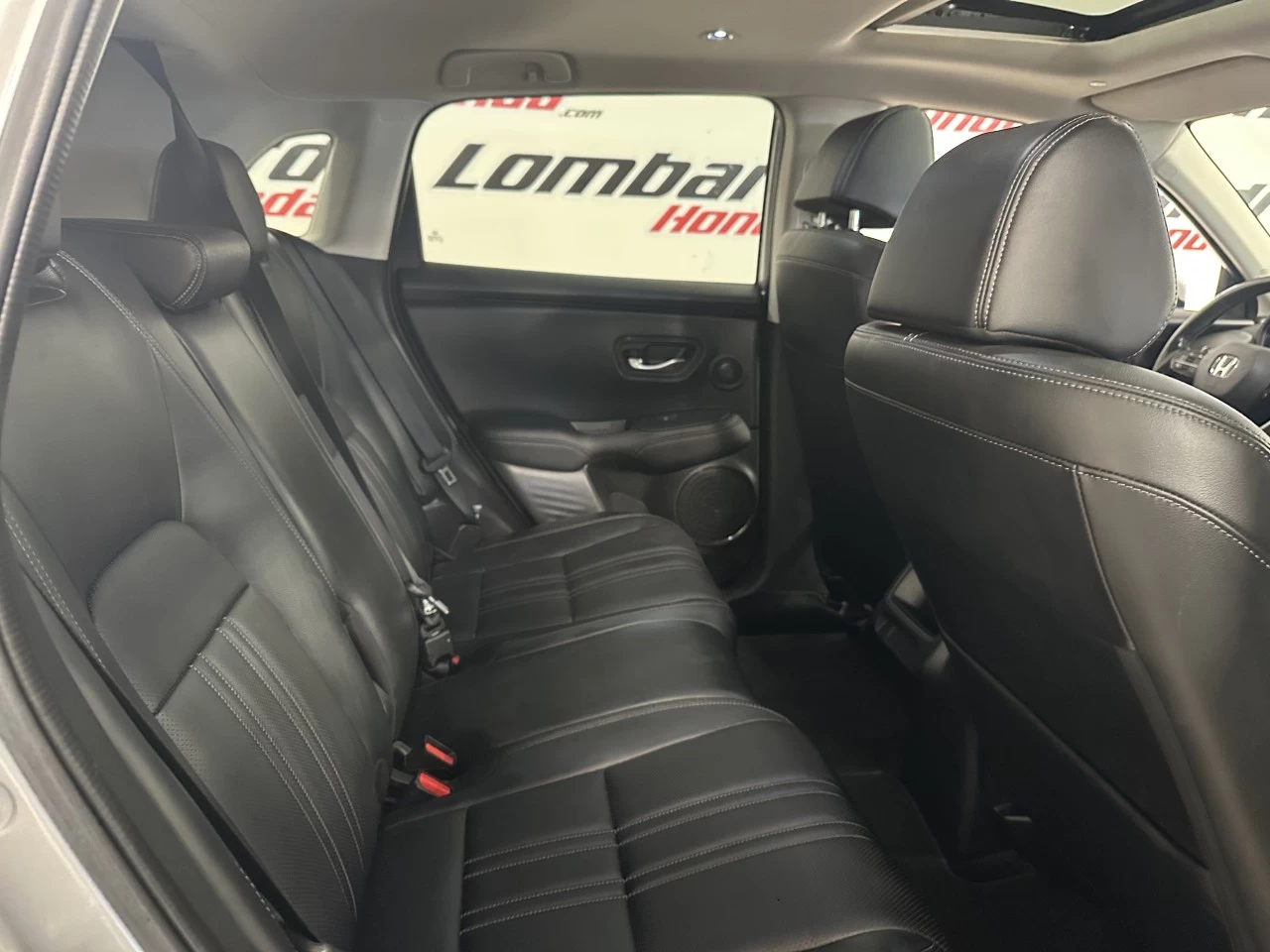2024 Honda HR-V EX-L Navi https://www.lombardihonda.com/resize/b990ff35b810a3abc0cc817b2ca24889-1