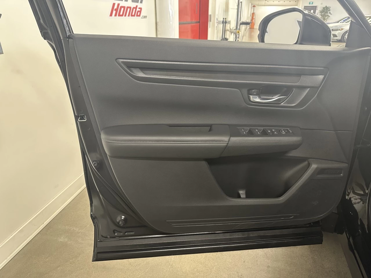 2024 Honda CR-V
                                                    LX Image principale
