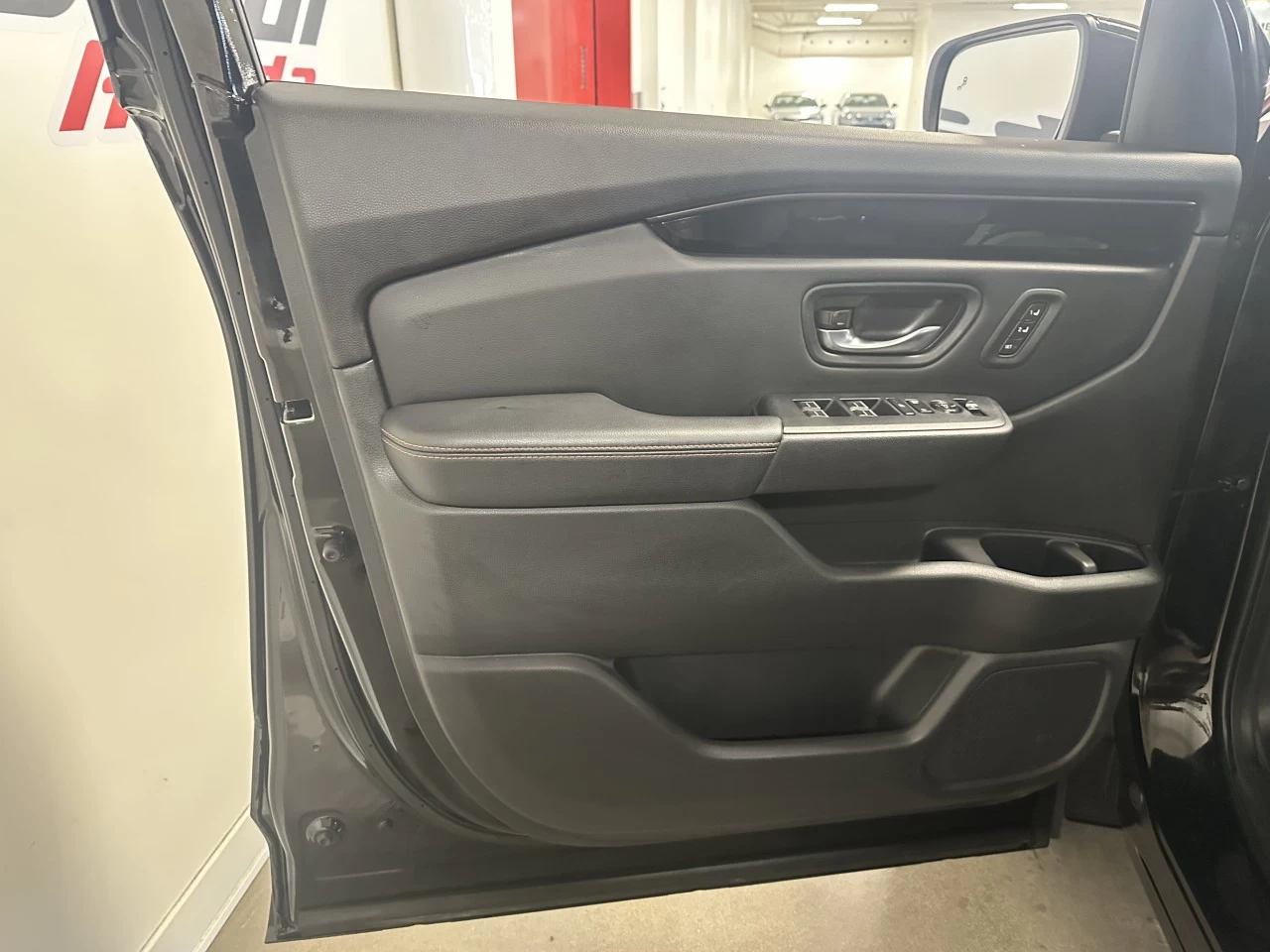 2023 Honda Pilot TrailSport https://www.lombardihonda.com/resize/b990ff35b810a3abc0cc817b2ca24889-1