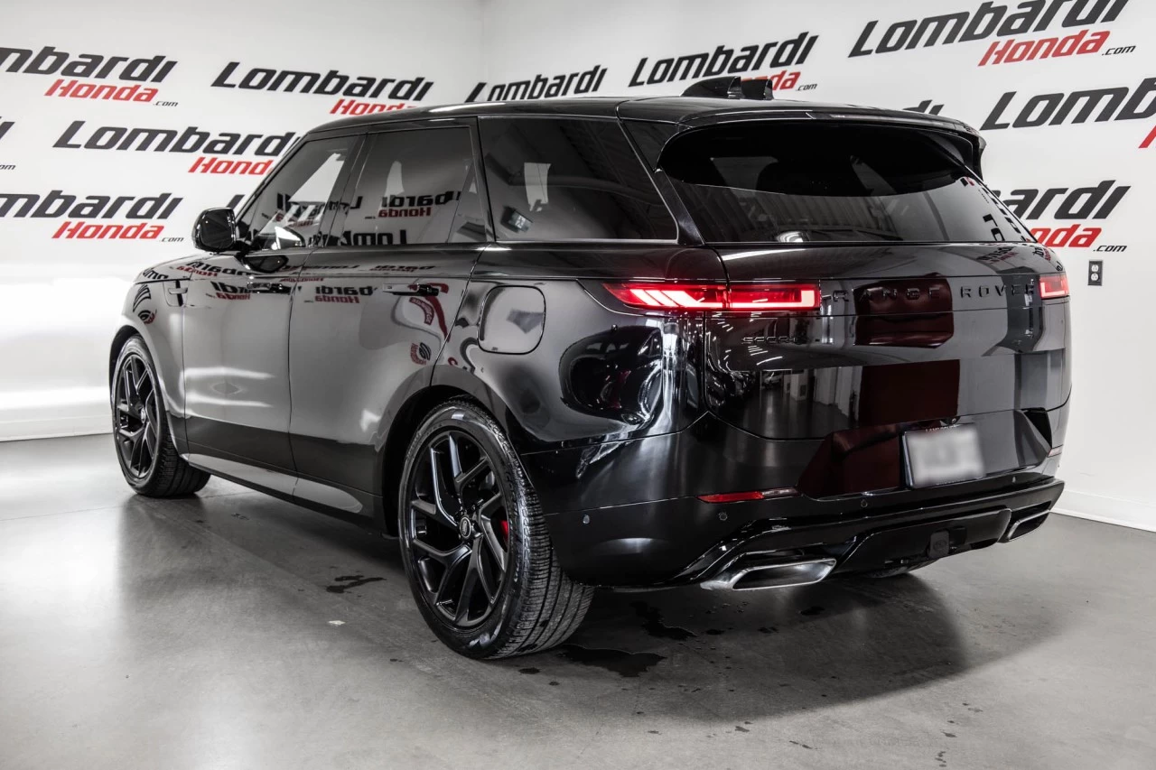2025 Land Rover Range Rover Sport Dynamic SE https://www.lombardihonda.com/resize/b990ff35b810a3abc0cc817b2ca24889-1