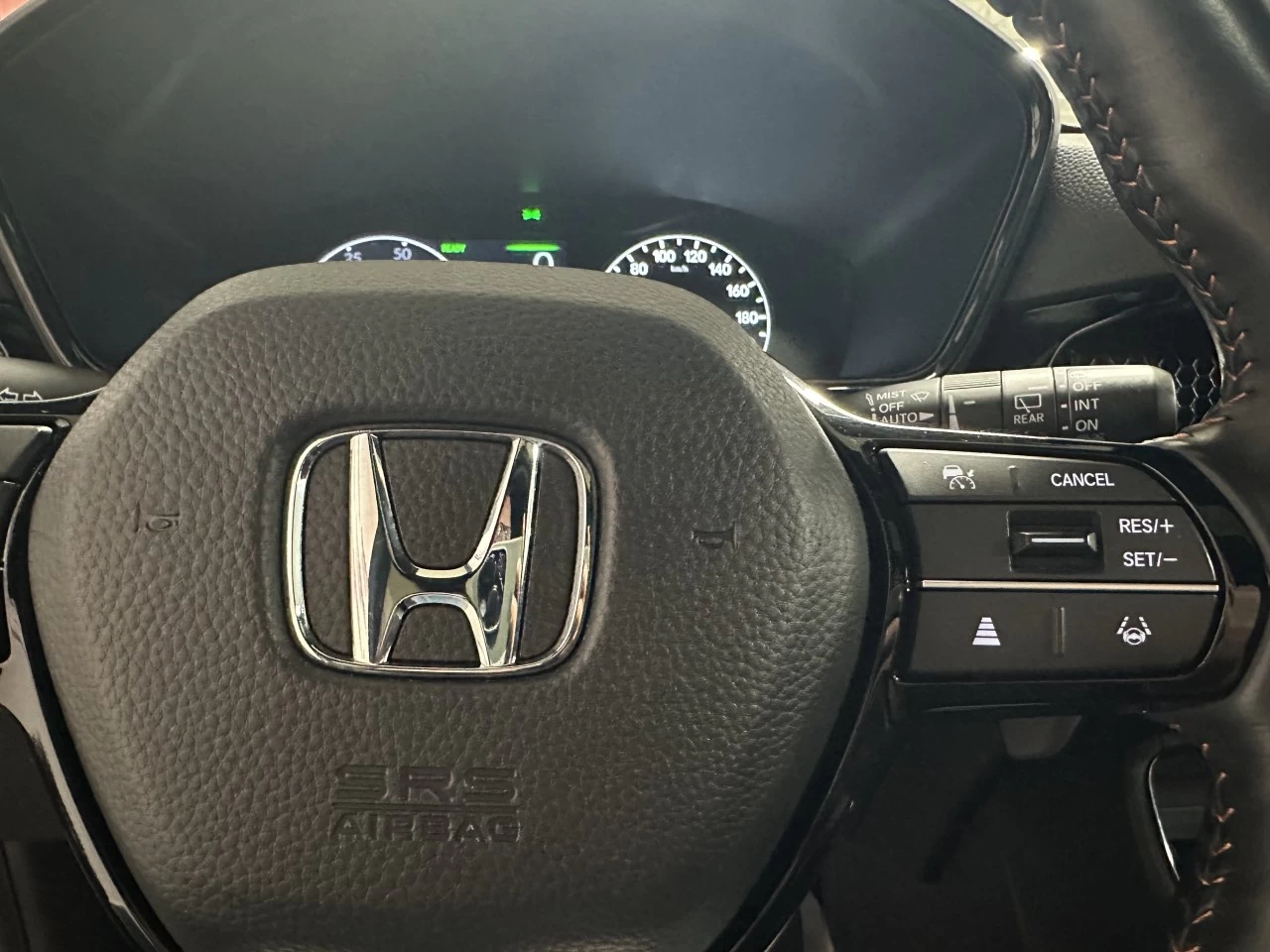 2023 Honda CR-V
                                                    Touring-Hybride Main Image