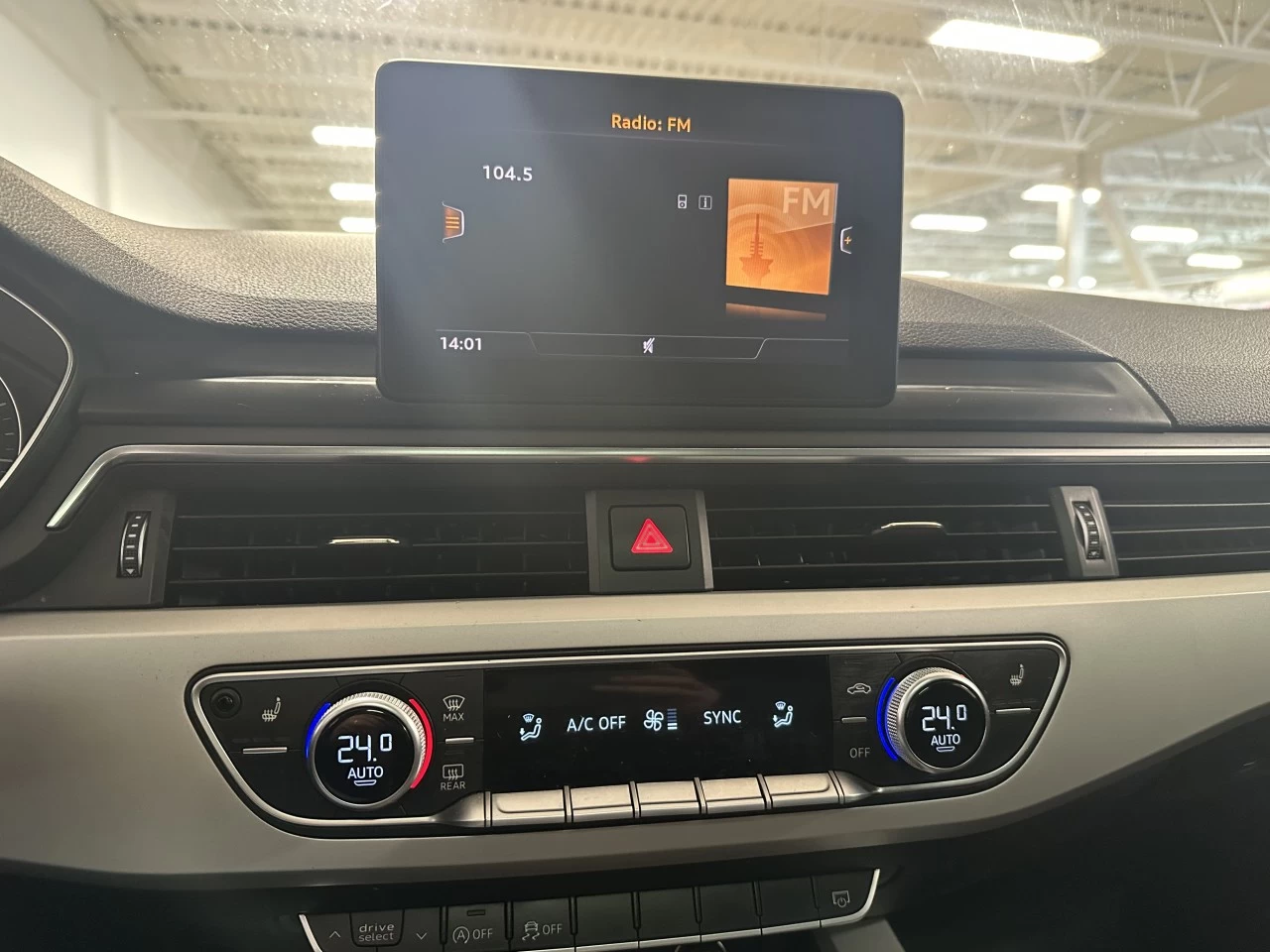 2017 Audi A4 Komfort Main Image