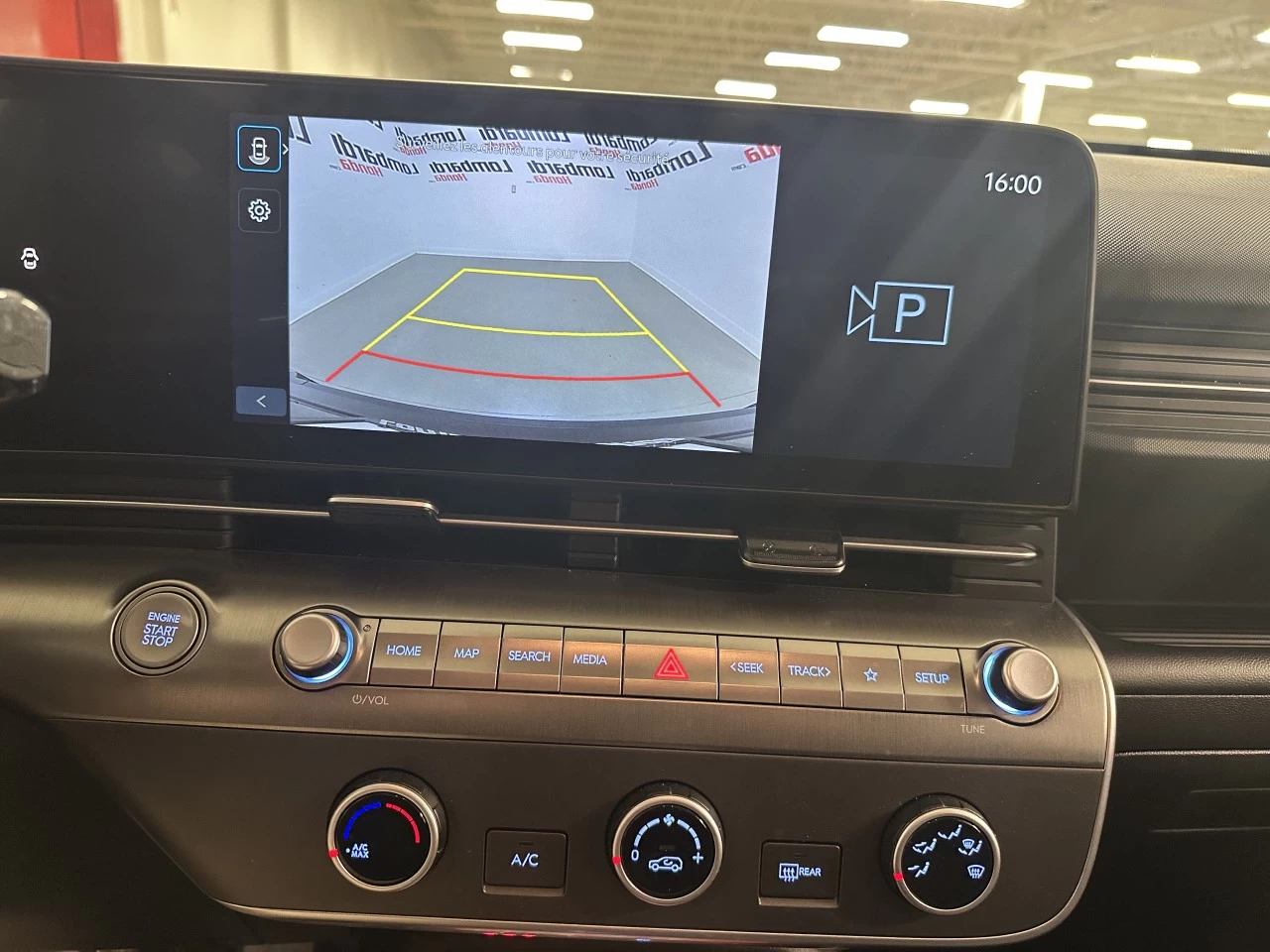 2024 Hyundai Kona Essential Image principale