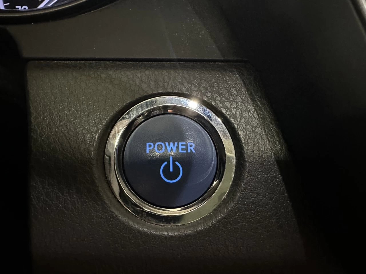 2023 Toyota Camry Hybrid Main Image
