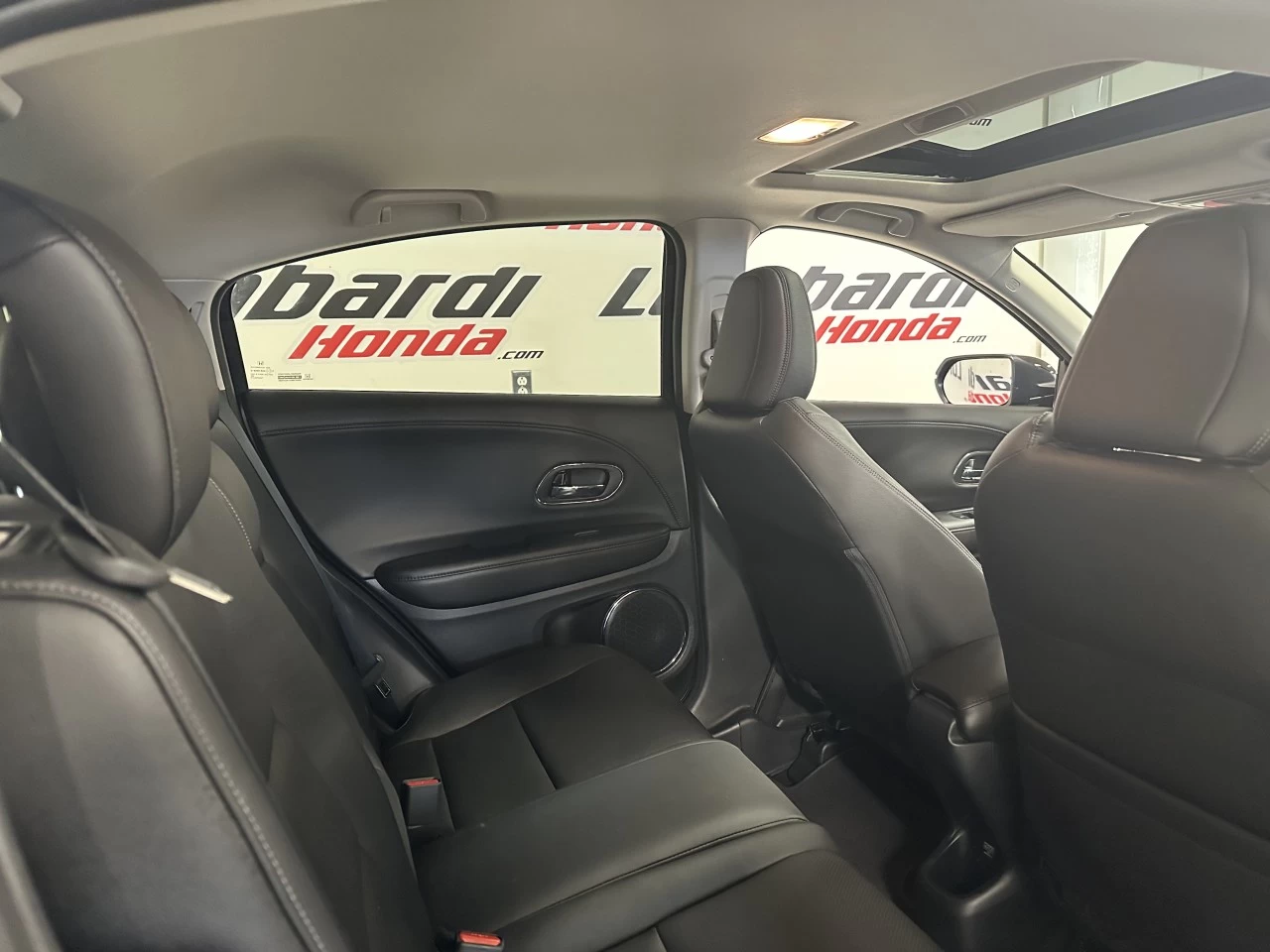 2022 Honda HR-V Touring Image principale