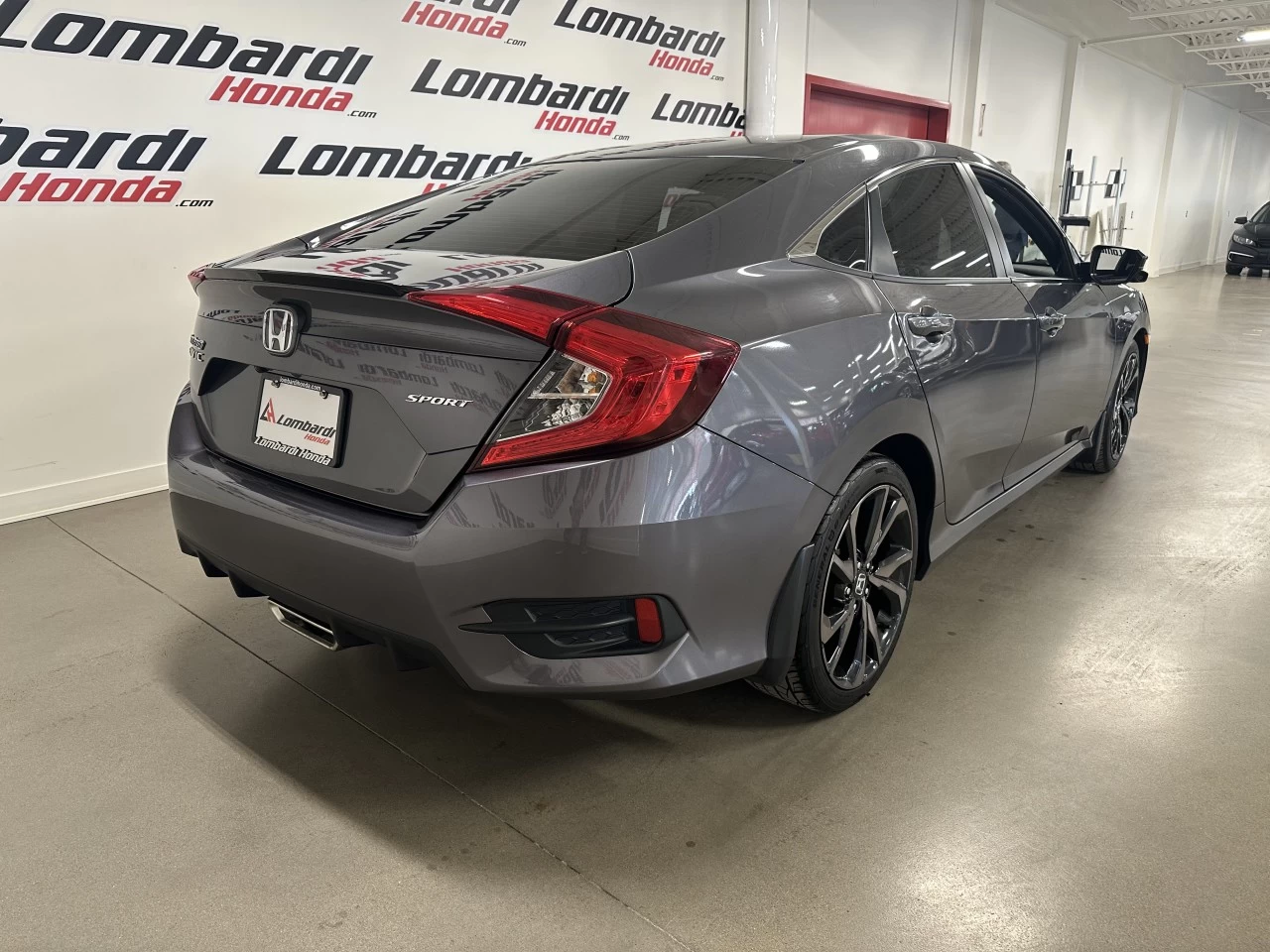 2021 Honda Civic
                                                    Sport Main Image