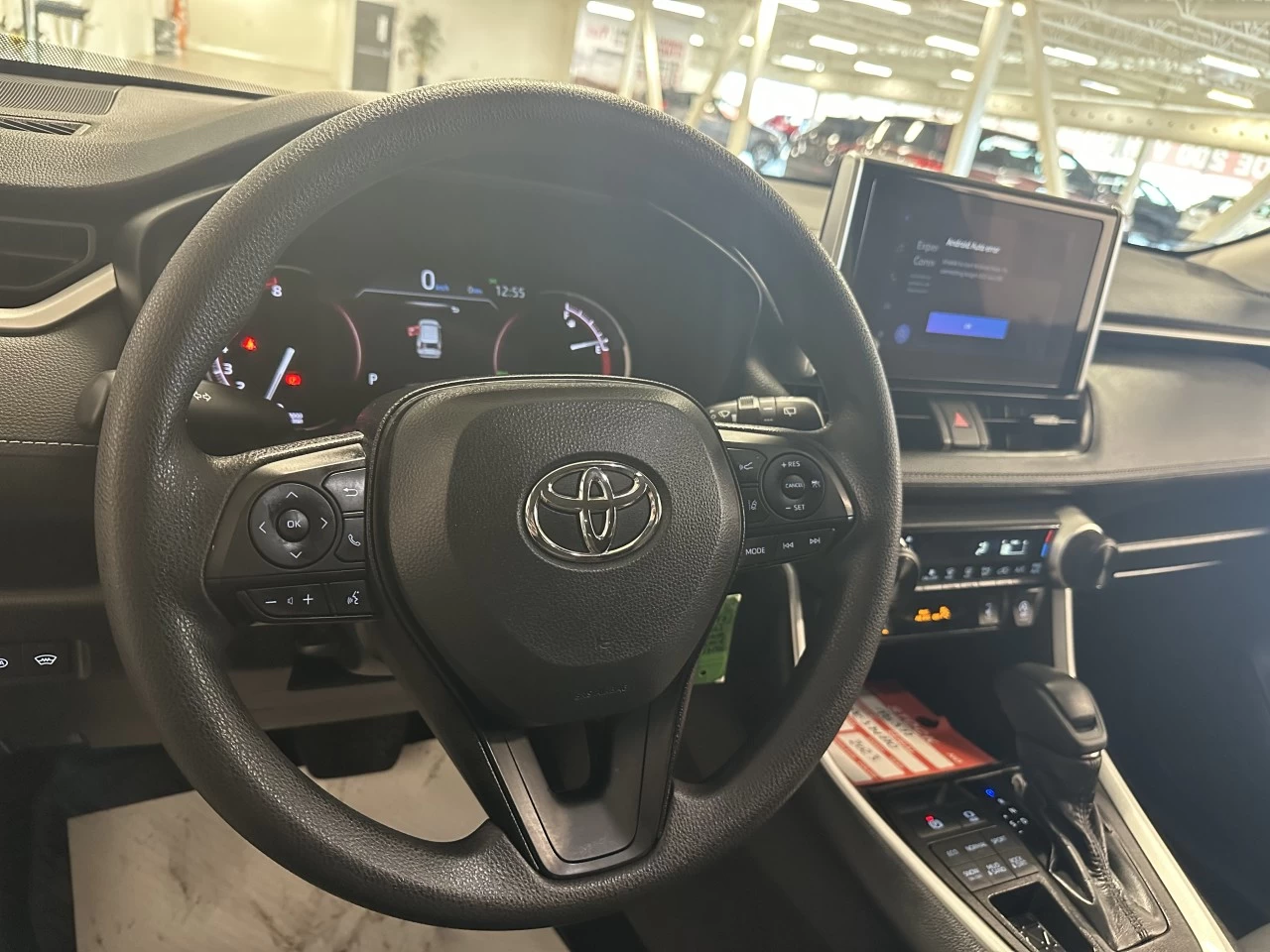 2023 Toyota RAV4
                                                    LE Image principale