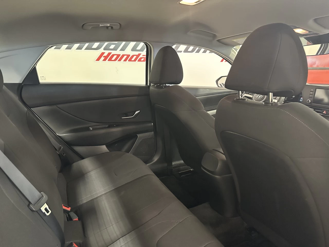 2022 Hyundai Elantra
                                                    Essential Image principale