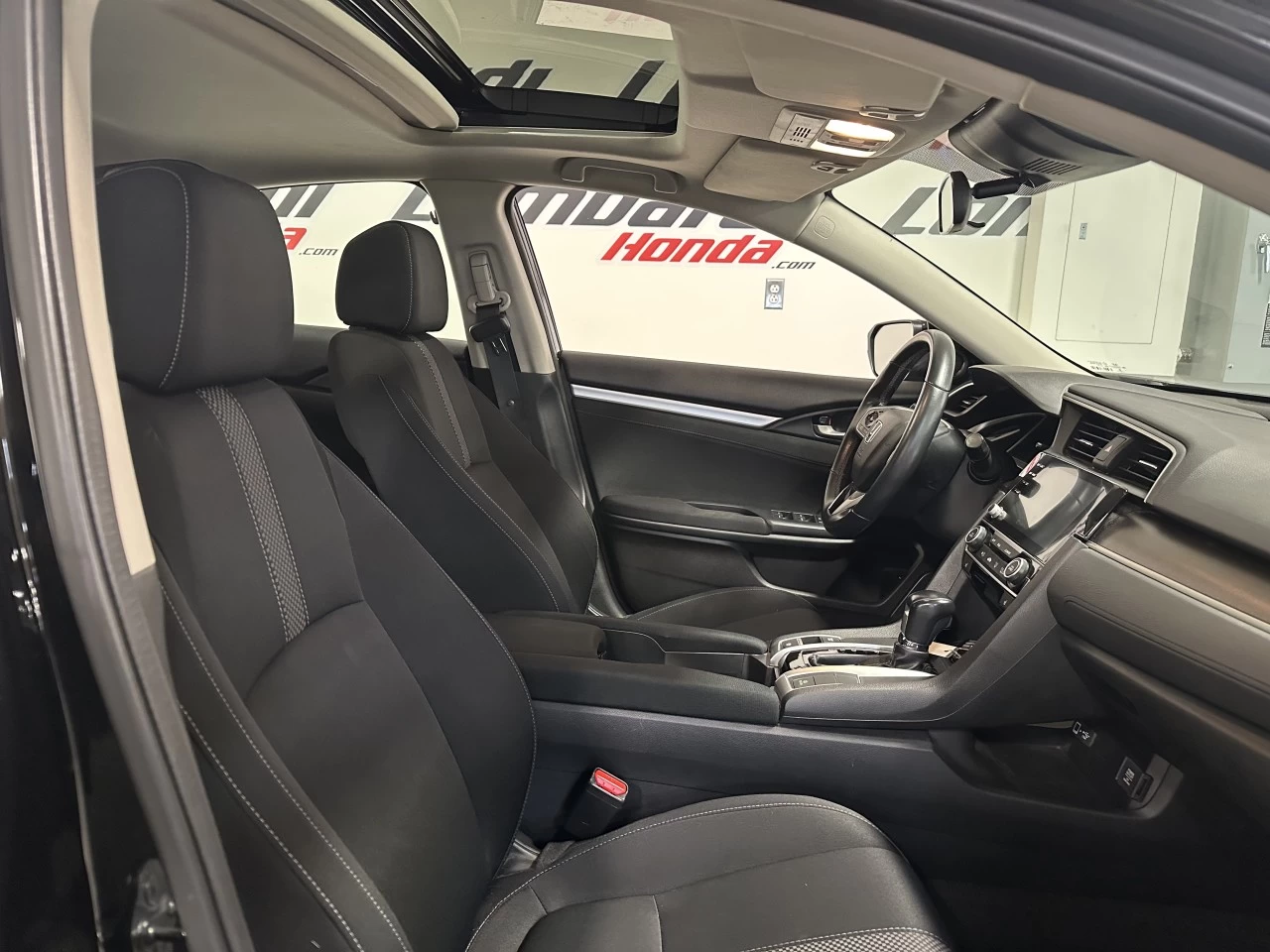 2021 Honda Civic EX Main Image